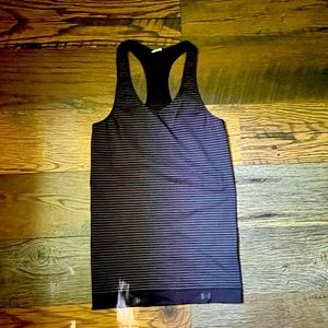 Womens Razor Back tank
